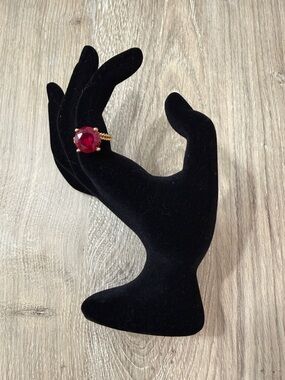 Ring Ruby Simulant Size 6 Gold Tone-NWOT